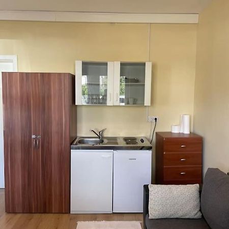 Einzimmerwohnung + Dusche Und Wc Berlin Luaran gambar